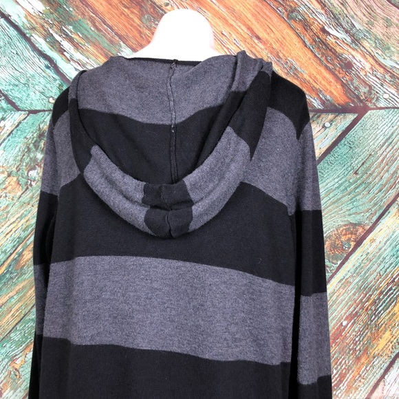 D0 - Caslon Black Hooded Drape Front Knit Cardigan - L - Picture 5 of 7